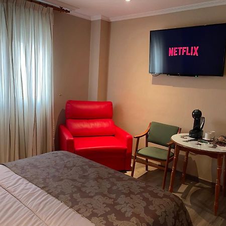 La Siesta Motel Villamarciel Bagian luar foto